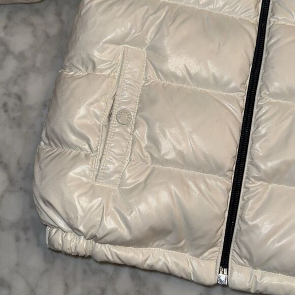 MONCLER WHITE UNISEX HOODED DOWN JACKET 3Y - Picture 8 of 17